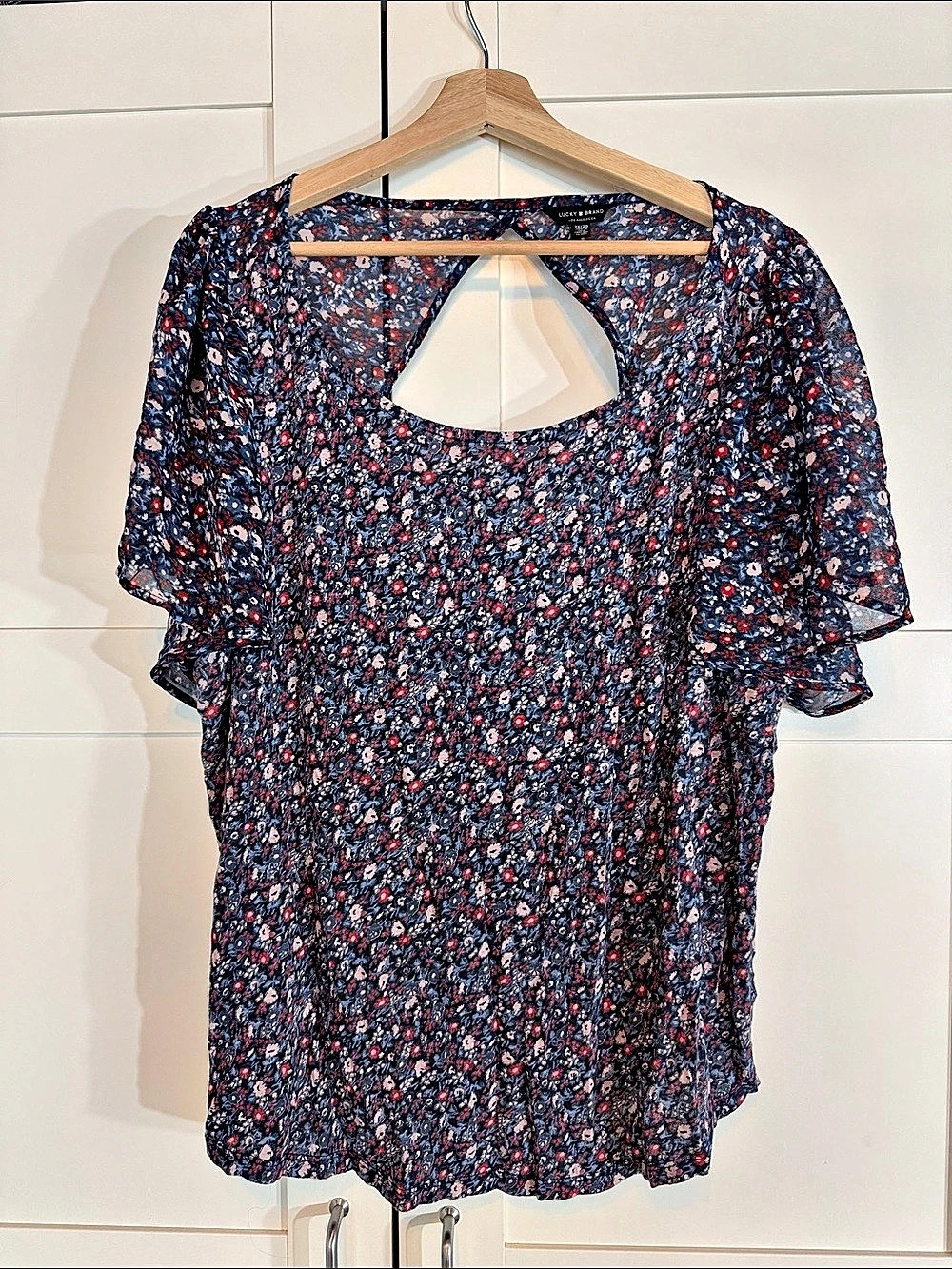 Lucky Brand Short Sleeve Bubble Top Floral Blouse Blue & Red Size 2X/2G B18